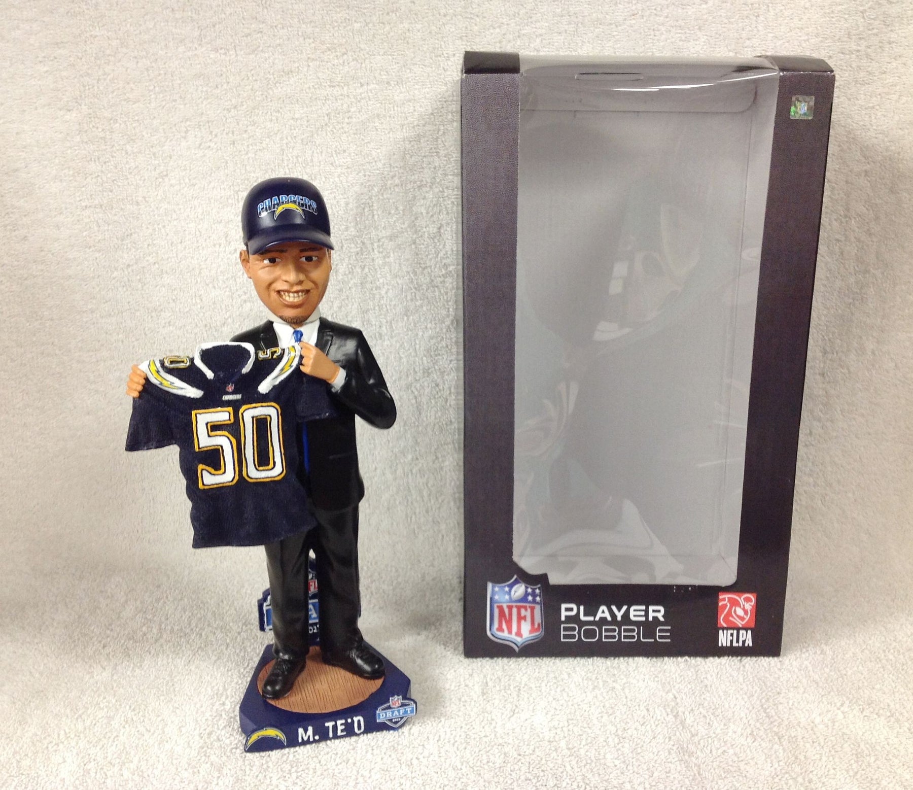 Manti Te'o Bobblehead - BobblesGalore