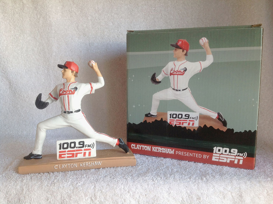 Clayton Kershaw Statue - BobblesGalore