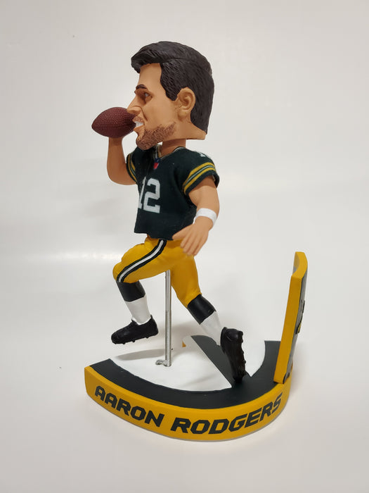 Green Bay Packers Triple Bobblehead Puzzle Set - Bart Starr, Brett Favre and Aaron Rodgers