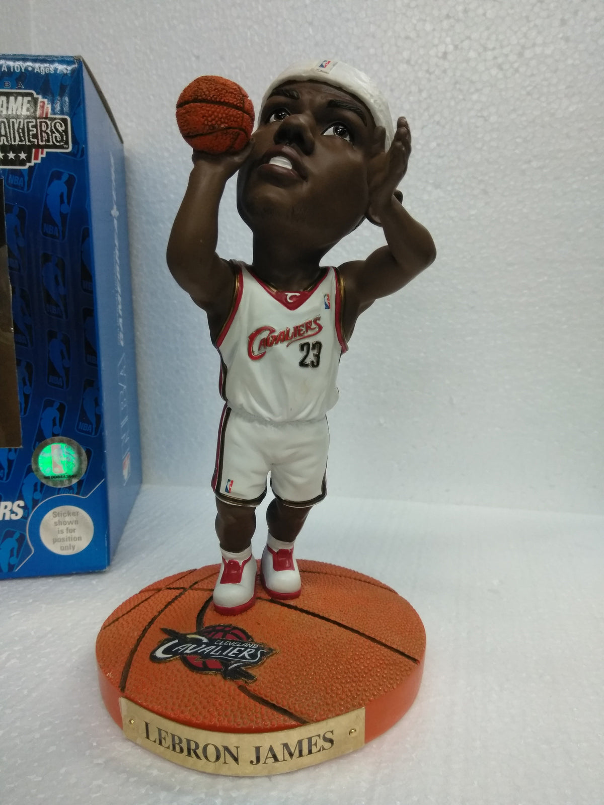 LeBron James Cleveland Cavaliers Baller - Black Jersey Bobblehead NBA at  's Sports Collectibles Store