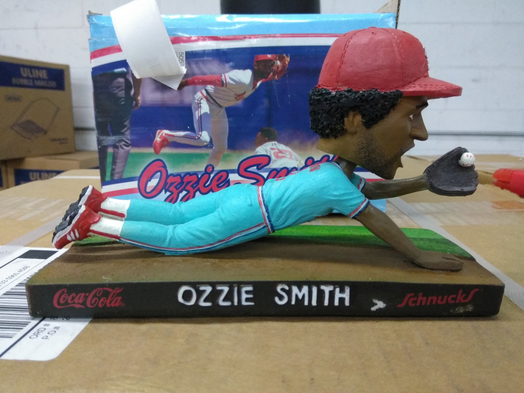 Oszzie Smith The Wizard Diving Limited Edition Bobblehead